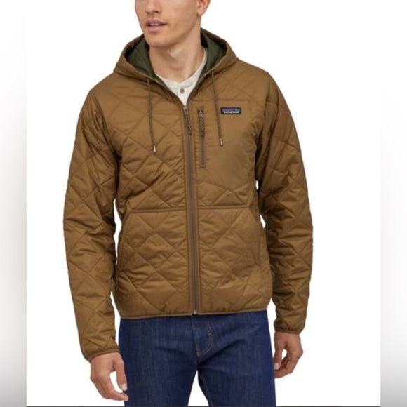 Patagonia Jackets & Coats Tan Patagonia Mens Diamond Quilted Bomber